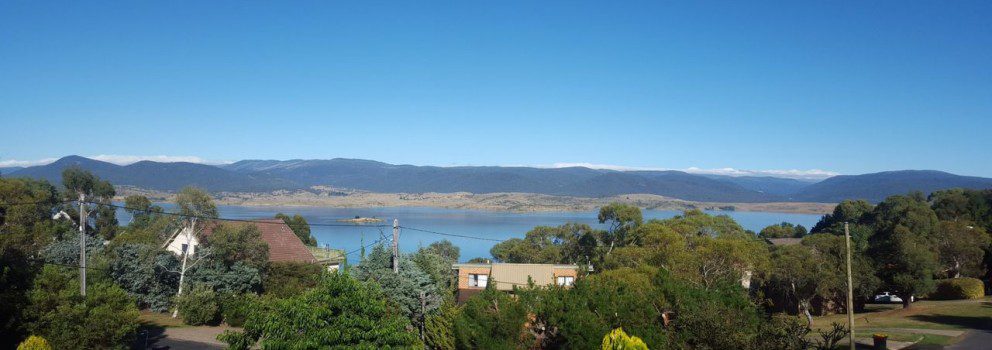 Scenic view of Lake Jindabyne from the Jindabyne town